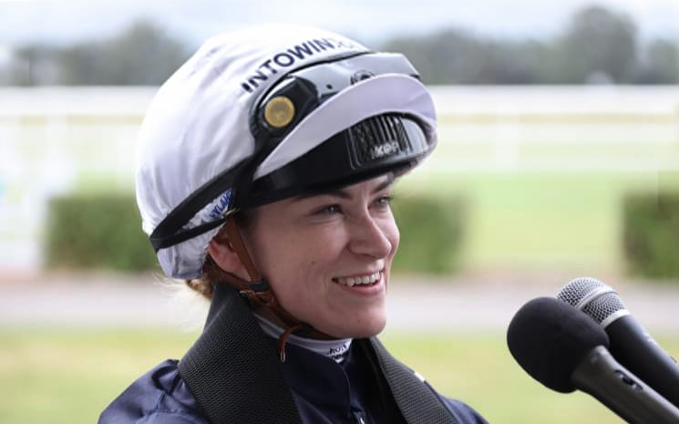 Riddell notches up century of wins