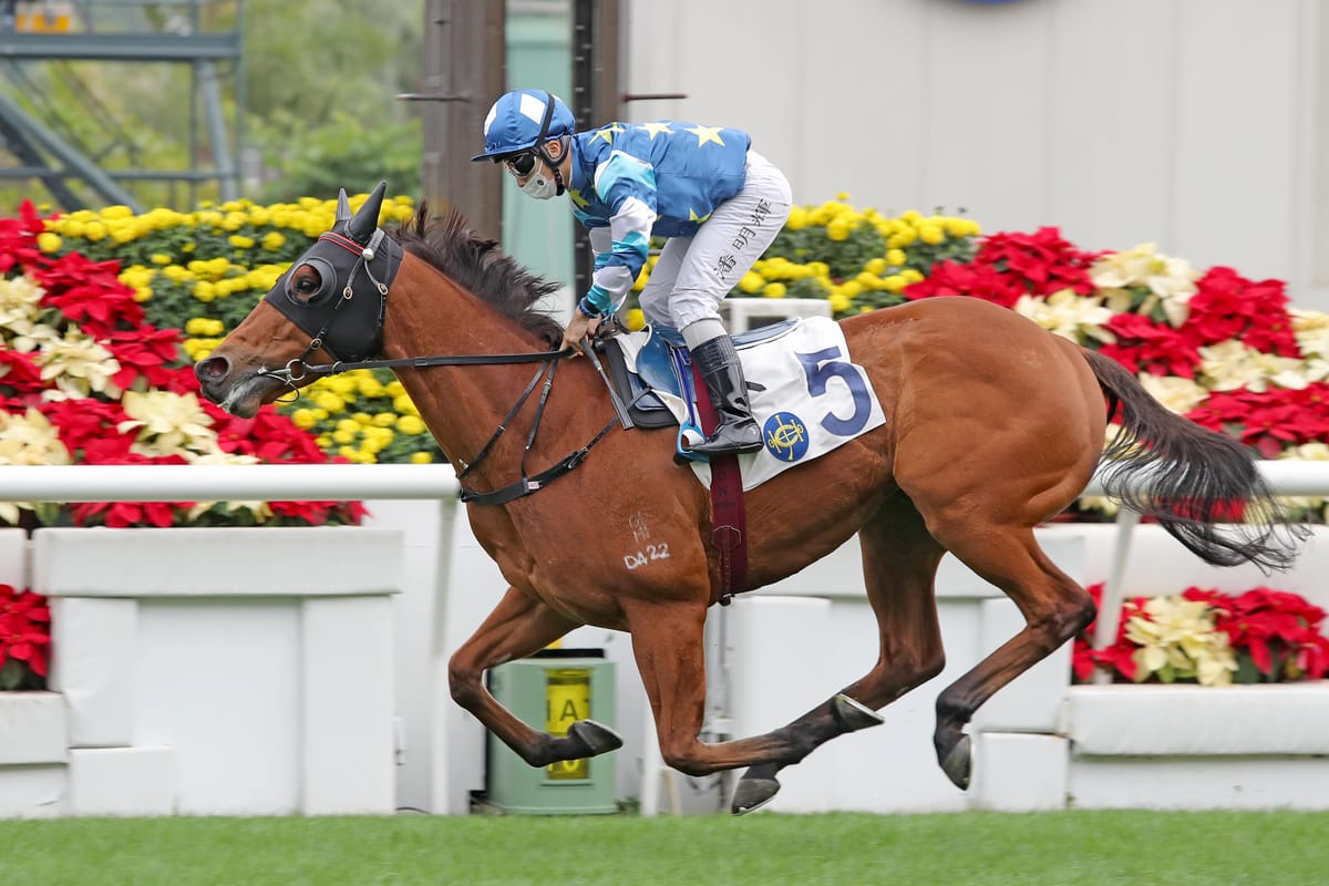 Lucky Patch breaks 14-year-old record at Sha Tin