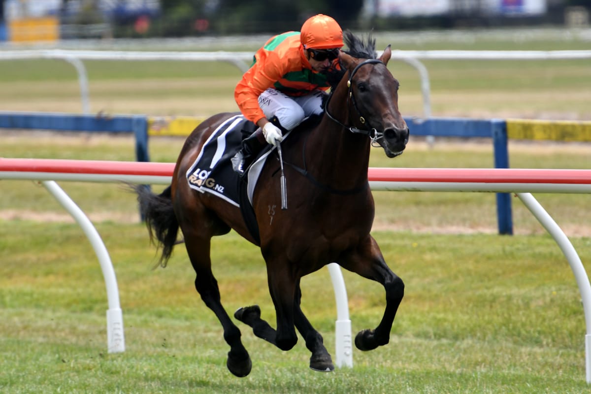 Frontman sets off on Australian Derby mission