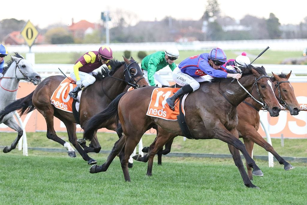 Ayrton returns in style