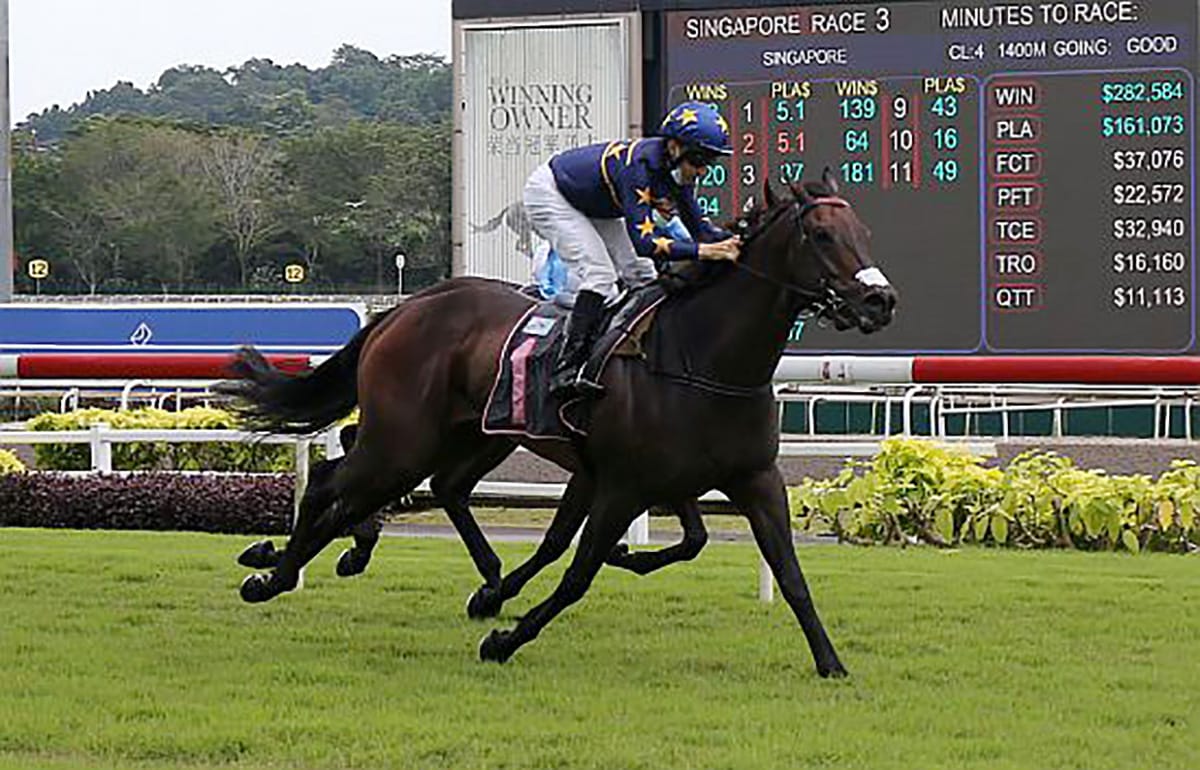 Lim's Bestbreaker scores on quick back-up