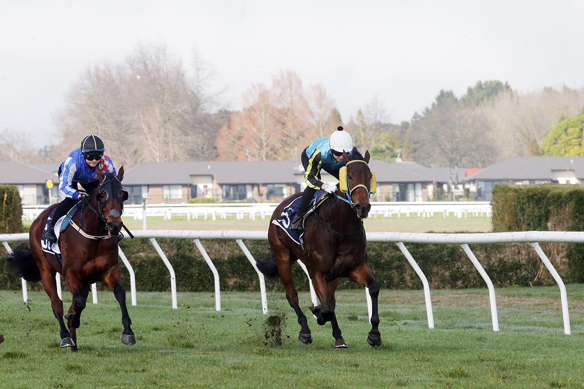 Ralph pair please ahead of Foxbridge