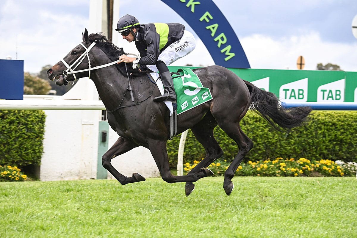 Pungo posts maiden win