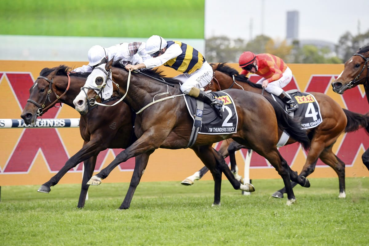 I’m Thunderstruck follows similar autumn blueprint