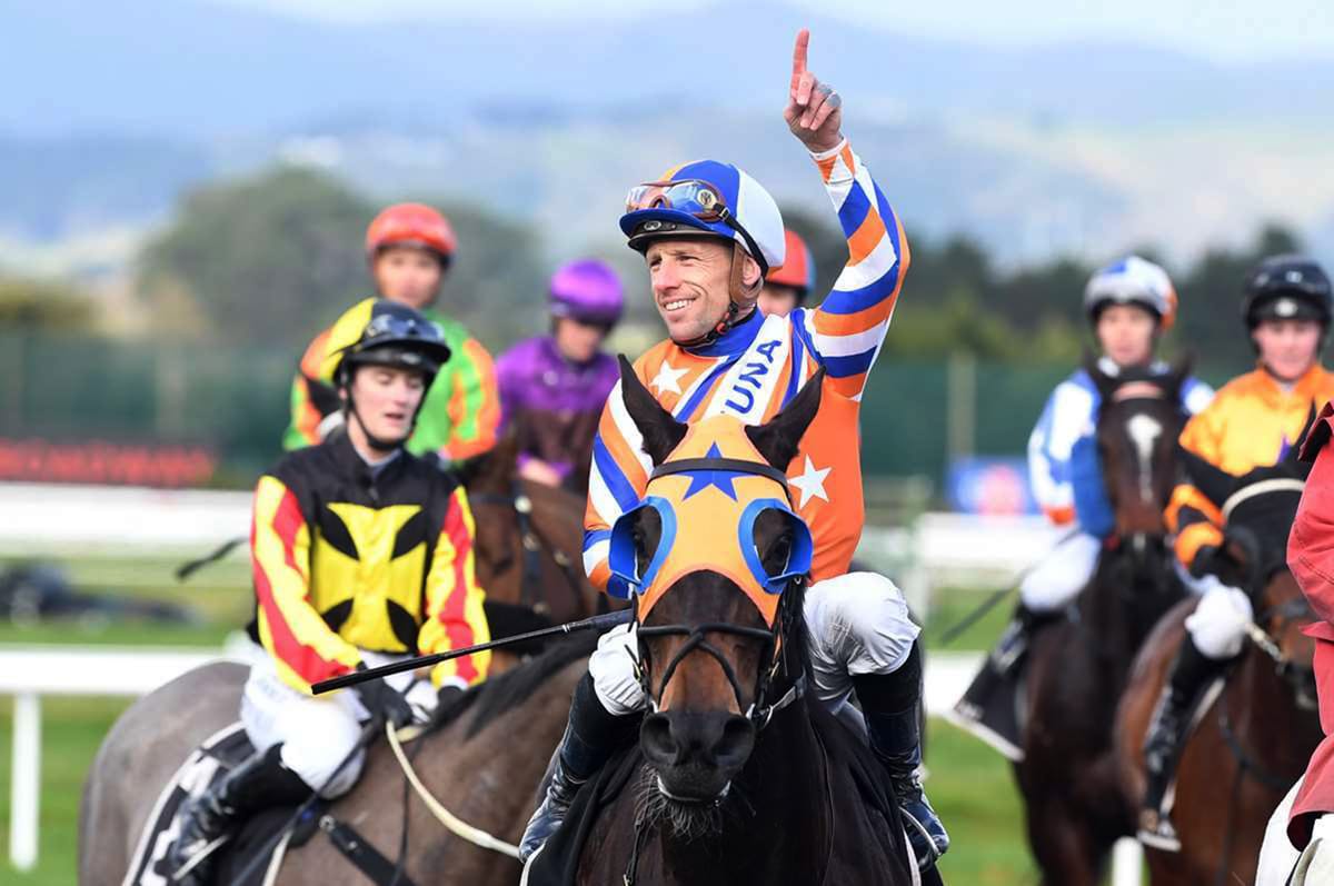 Awapuni Triumph: Mark Walker Makes History with 200 Domestic Wins