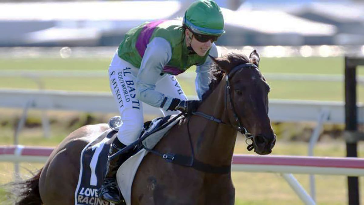 Mynott celebrates first win over jumps