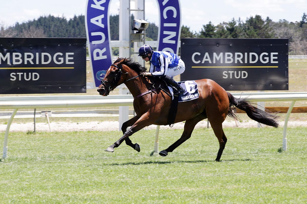 Electron Provides Timely Boost for Mynott