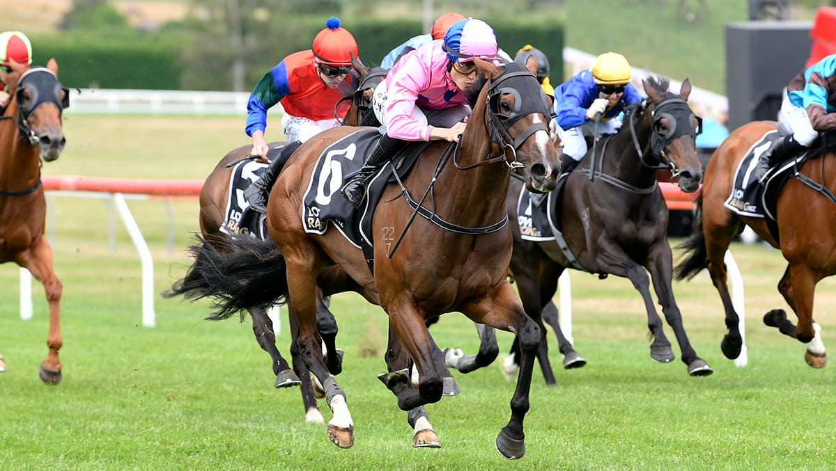 Sugah Sweet earns redemption at Taupo