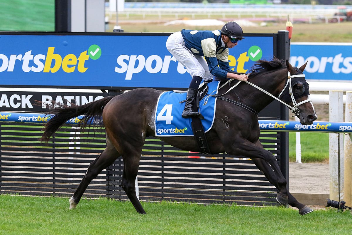 Immediacy produces strong staying performance