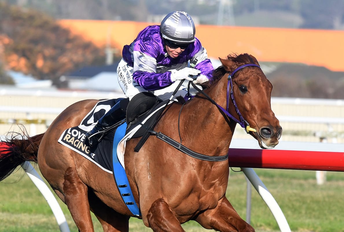 Southern raider strikes black-type gold