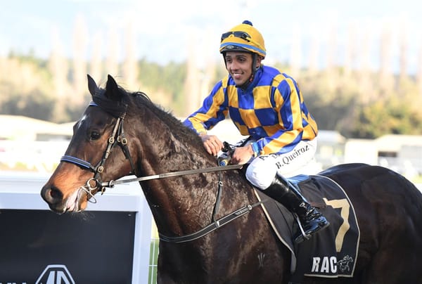 Cosentino airborne in synthetic final