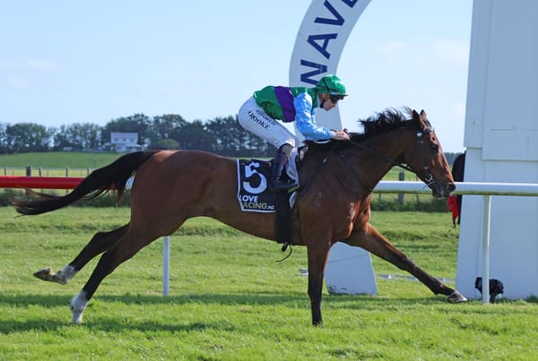 Just Charlie too slick for Waverley Cup rivals