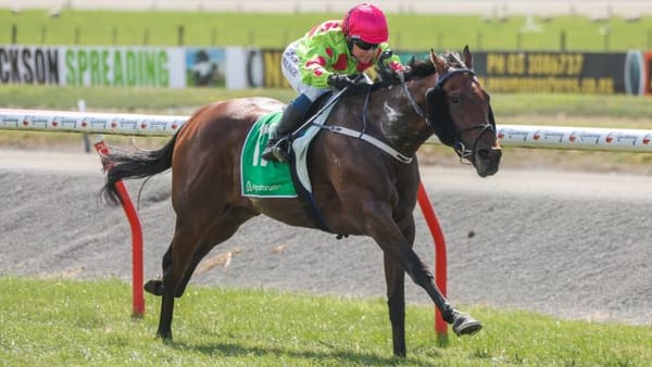 Furlong holds strong hand at Riverton