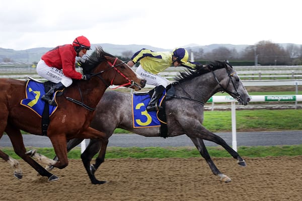 Kamaruddin brings up 100 wins