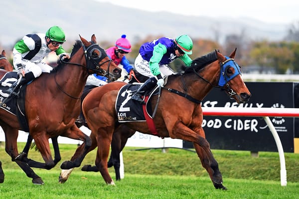 Marsh duo face off at Ruakaka