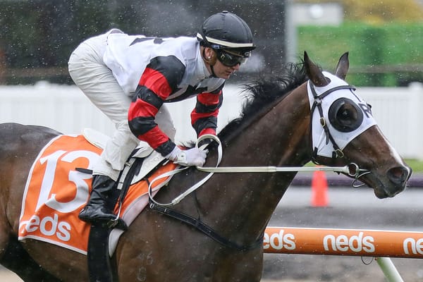 Gunstock holds too much firepower at Caulfield