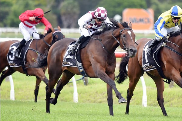 Foote claims a winning double at Hastings