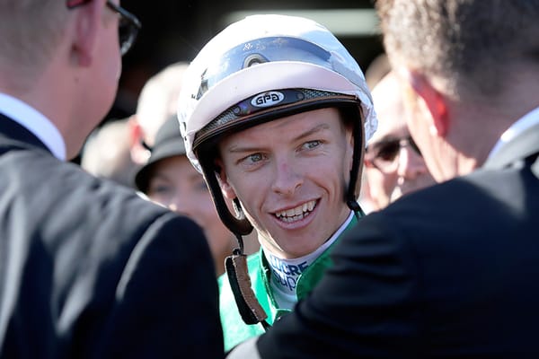 Hong Kong stint for Dee