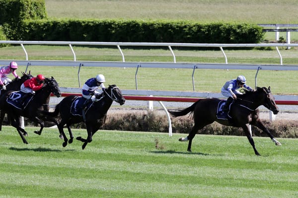 Sakura Girl hands Foote a winning double