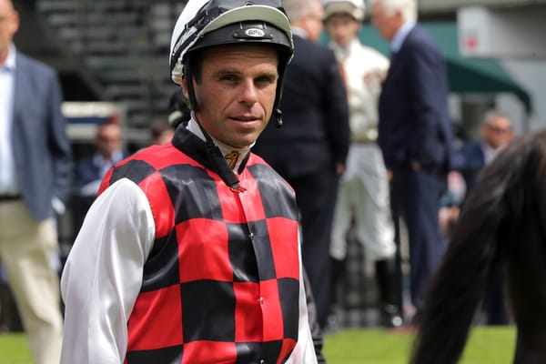 Grylls chasing offshore prizes this weekend