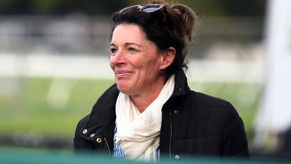 De Lautour has day to remember