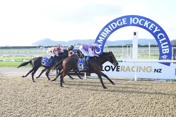 Wallace out for hometrack win