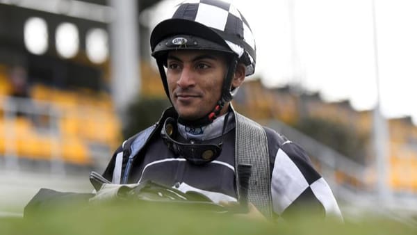 Five for Moodley at New Plymouth
