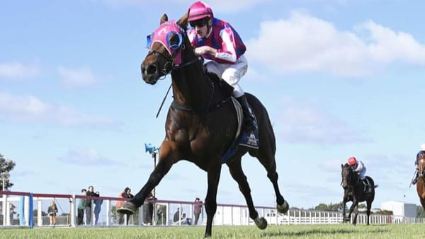 Phats to stay in Australia