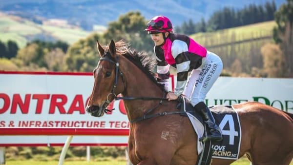 Albatross continues soaring form