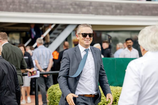 Love Poem stamps Guineas capabilities