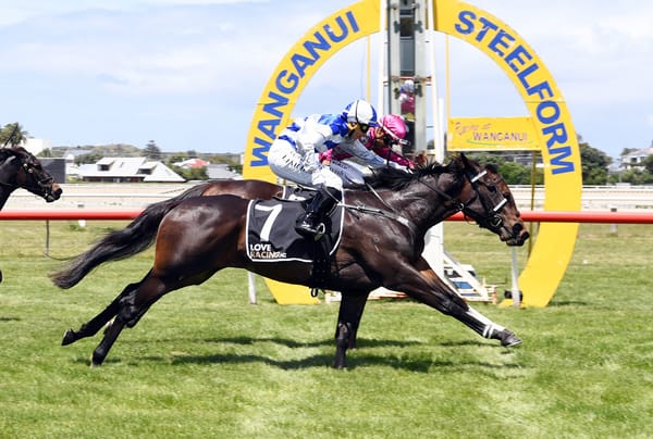 Sesimbra wins in dramatic fashion at Wanganui