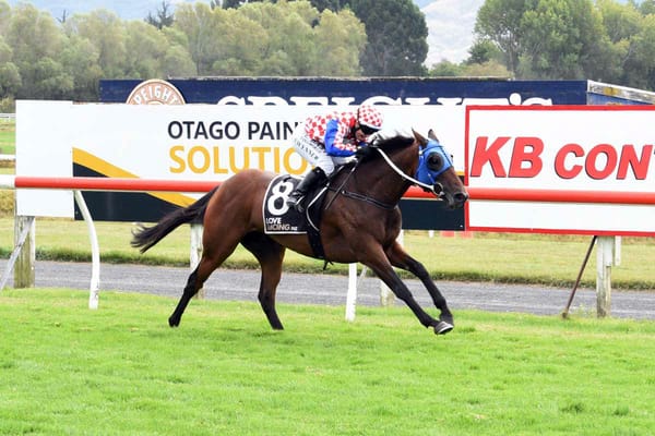 Dennis hunting Southern Cups Series bonus