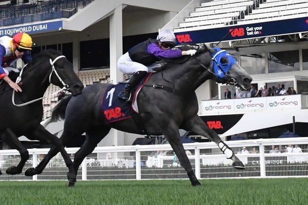 Purdon breaks through with first gallops winner