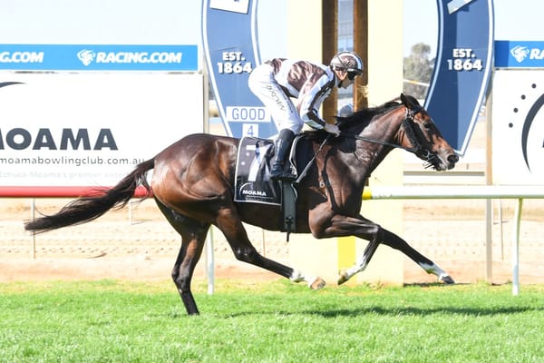 Lindsay Park chasing Oaks glory
